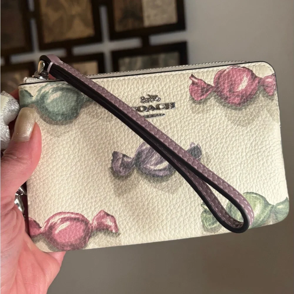 Authentic Coach 3D Candy Print leather zip wristlet w candy charm clip
